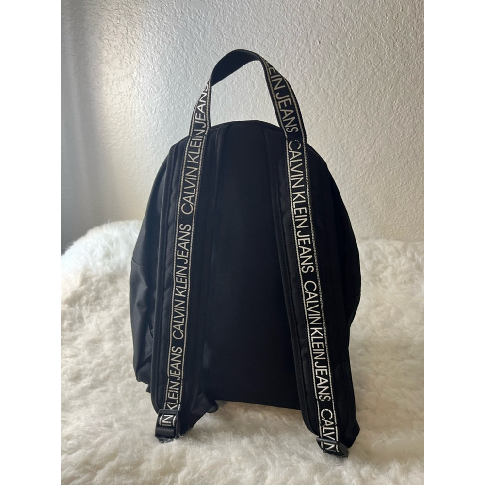 Calvin Klein Jeans Women's Nylon Logo Backpack - Black - Picture 4 of 10